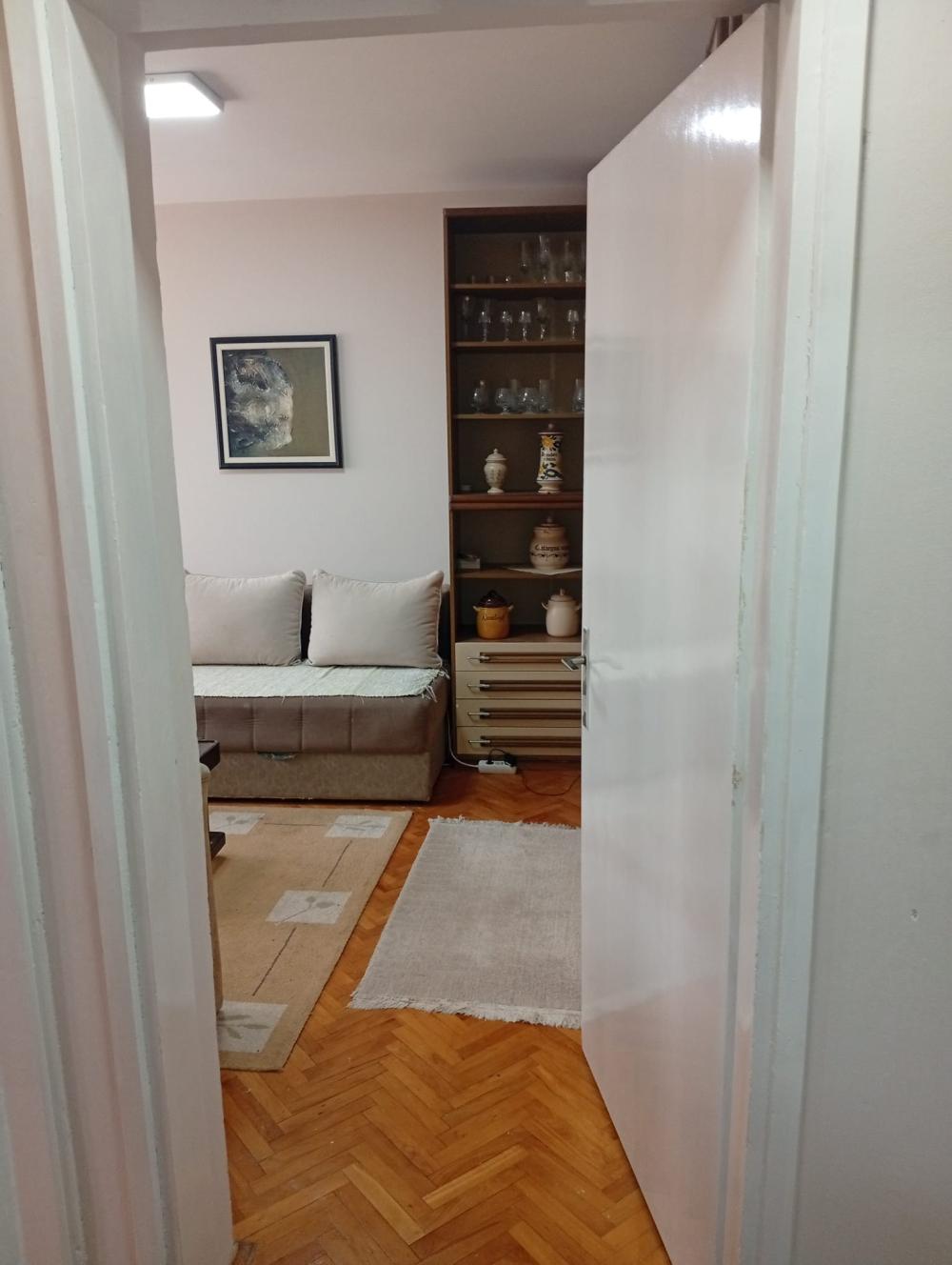 Slika 1 - Blizu Doma zdravlja, Jednosoban stan za izdavanje, 32m2, 260€